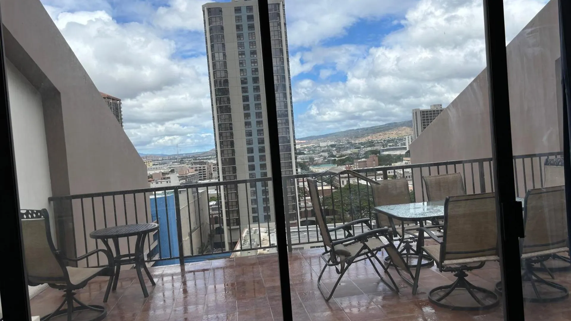 شقة Downtown 2Br Huge Patio Free Parking Wifi هونولولو